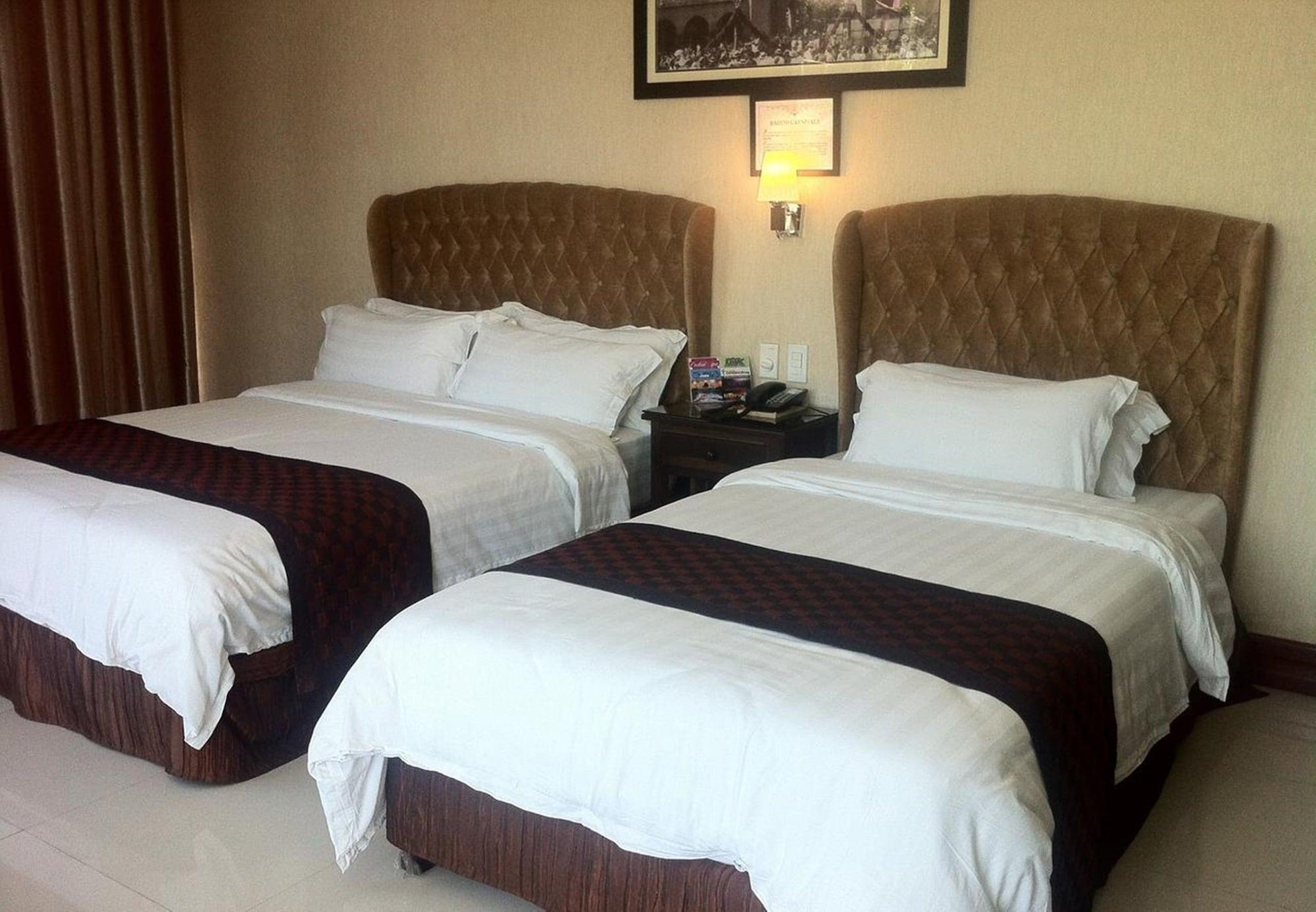 באגויו Baguio Crown Legacy Hotel מראה חיצוני תמונה