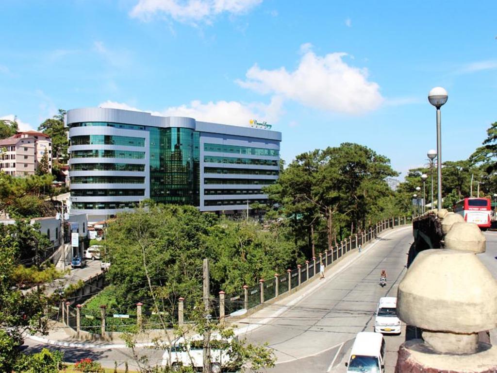 באגויו Baguio Crown Legacy Hotel מראה חיצוני תמונה